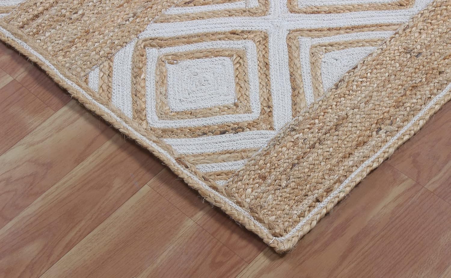 DIVIDE - BRAIDED RUG