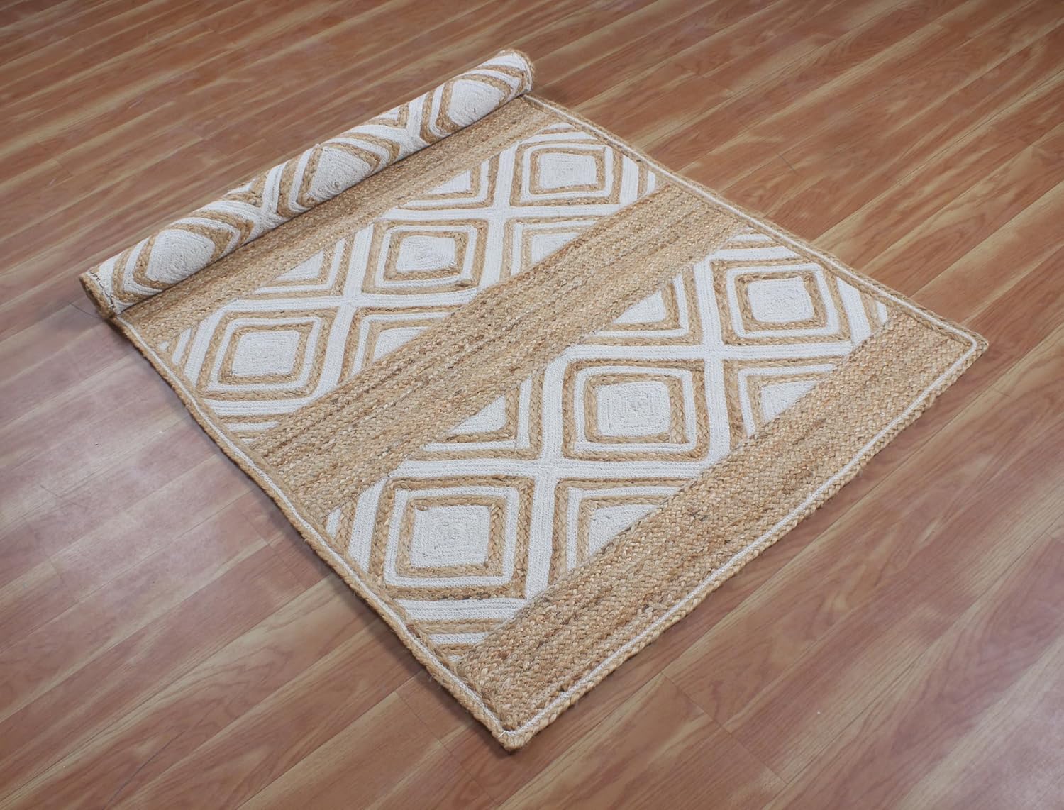 DIVIDE - BRAIDED RUG