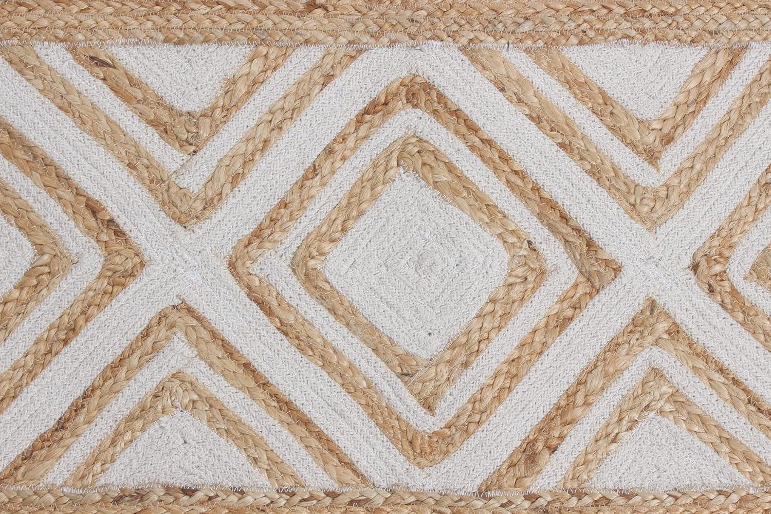 DIVIDE - BRAIDED RUG