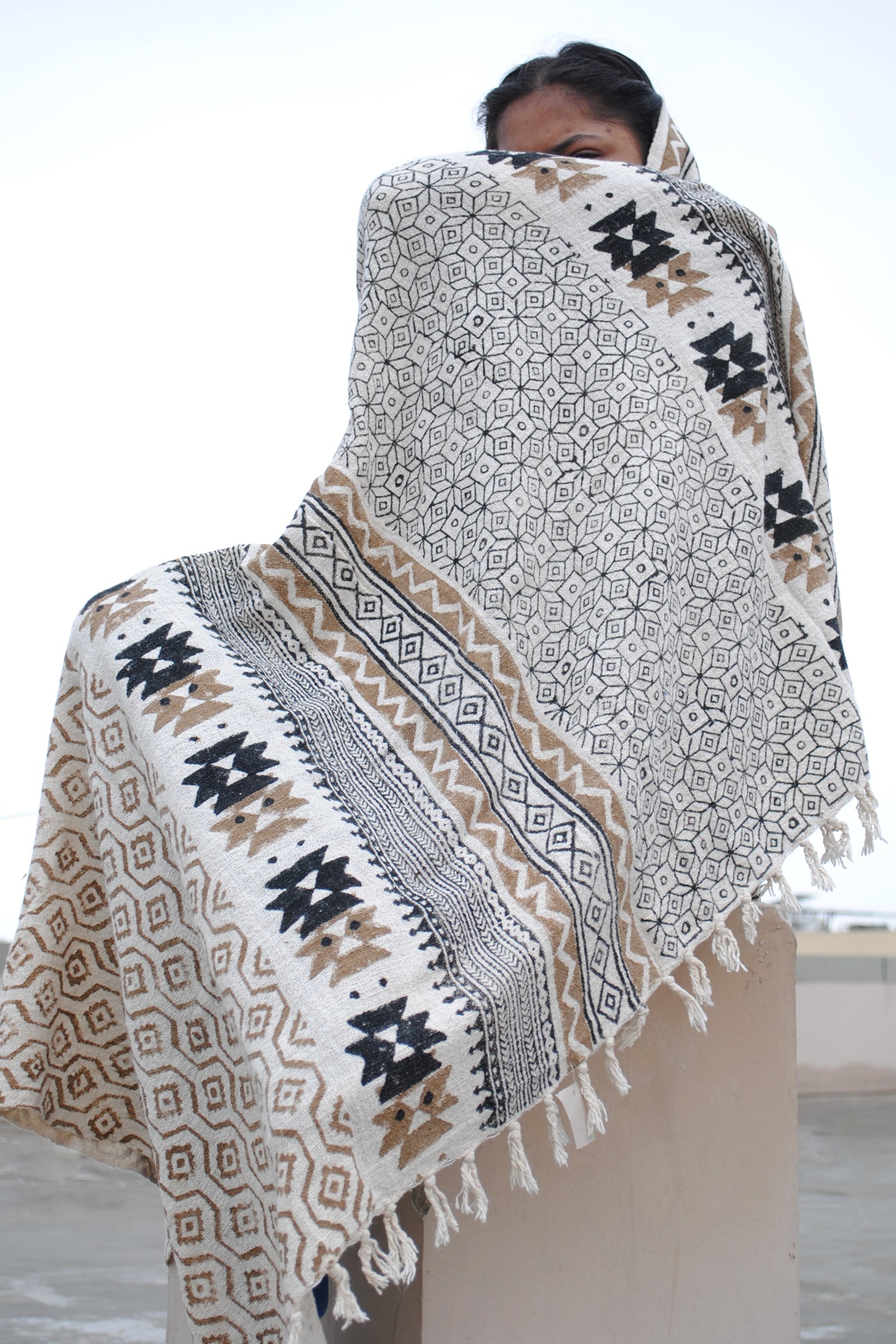 SIMSUN - BLOCK PRINTED  THROWS