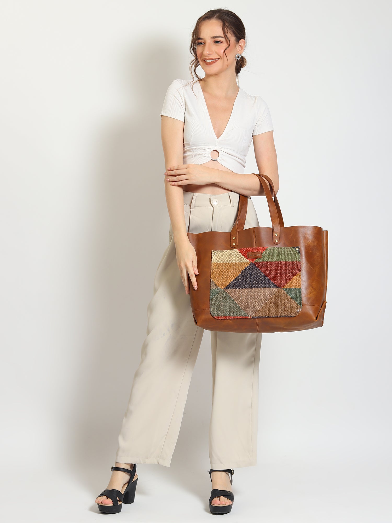 SARAH  - LEATHER AND KILIM BAG