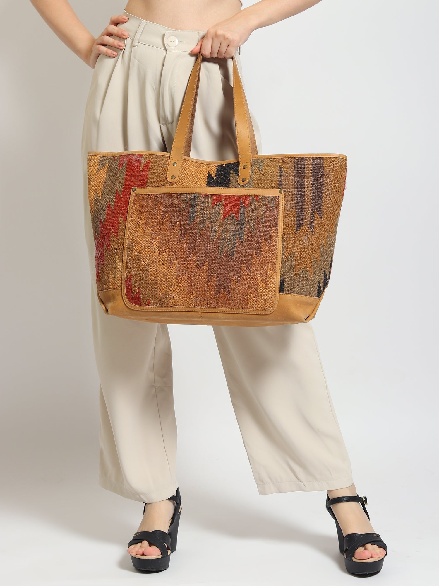 BLINK - KILIM & LEATHER HAND BAG