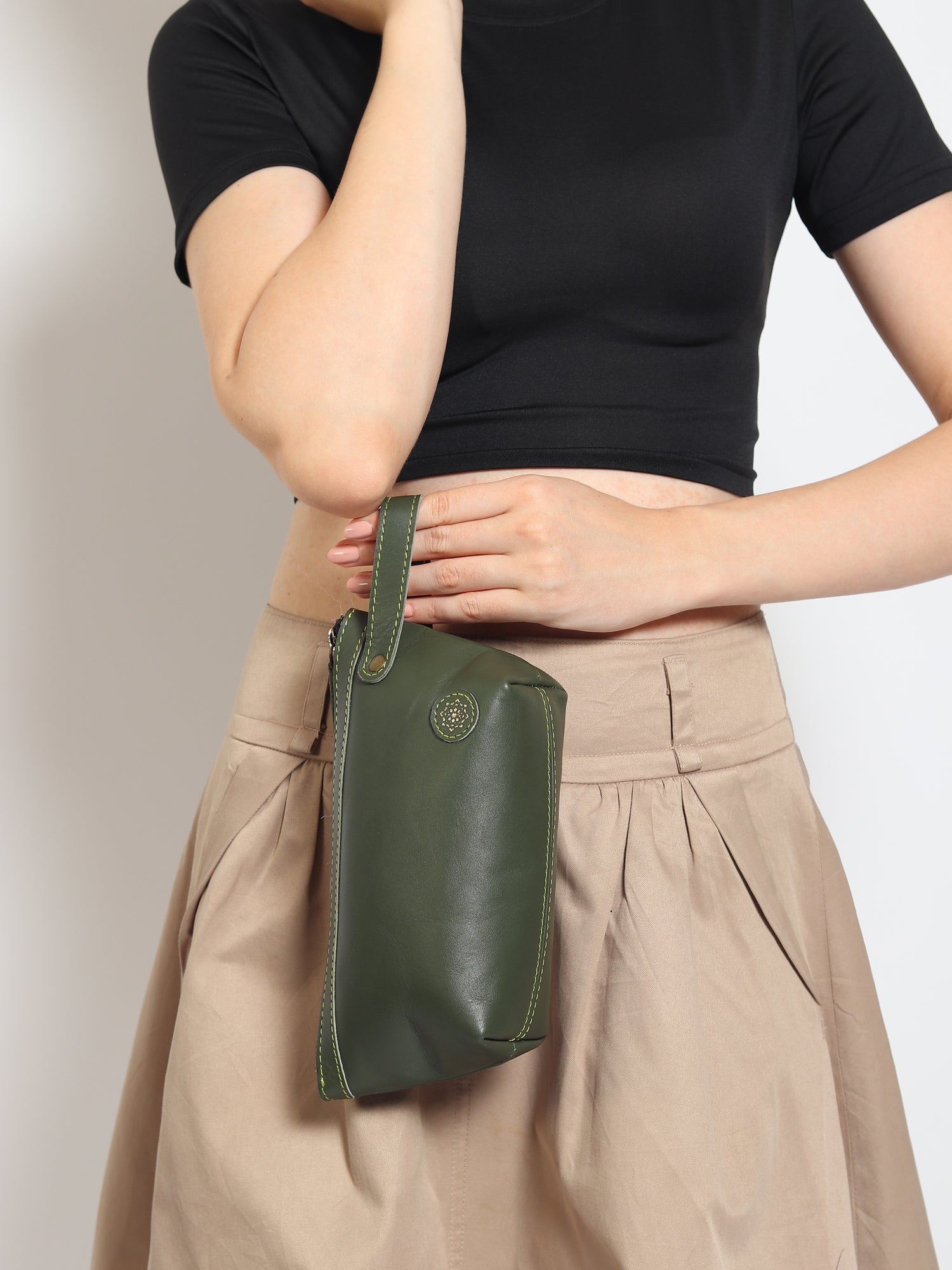 FLISK - LEATHER POUCH