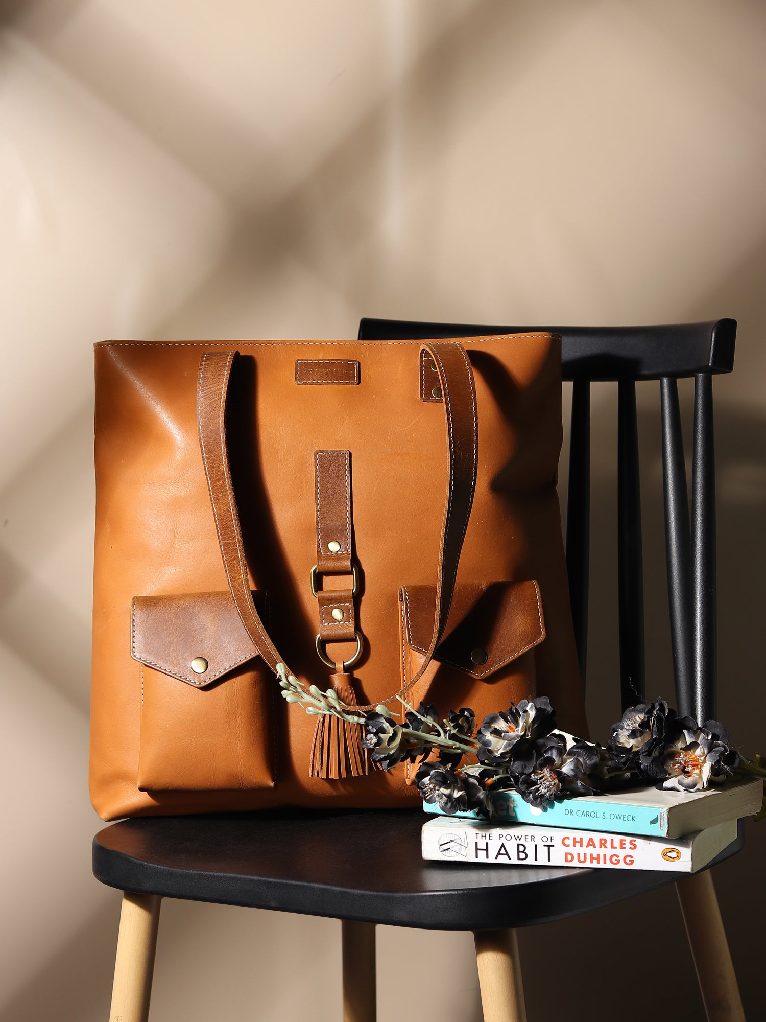 BRAWNY - LEATHER TOTE BAG