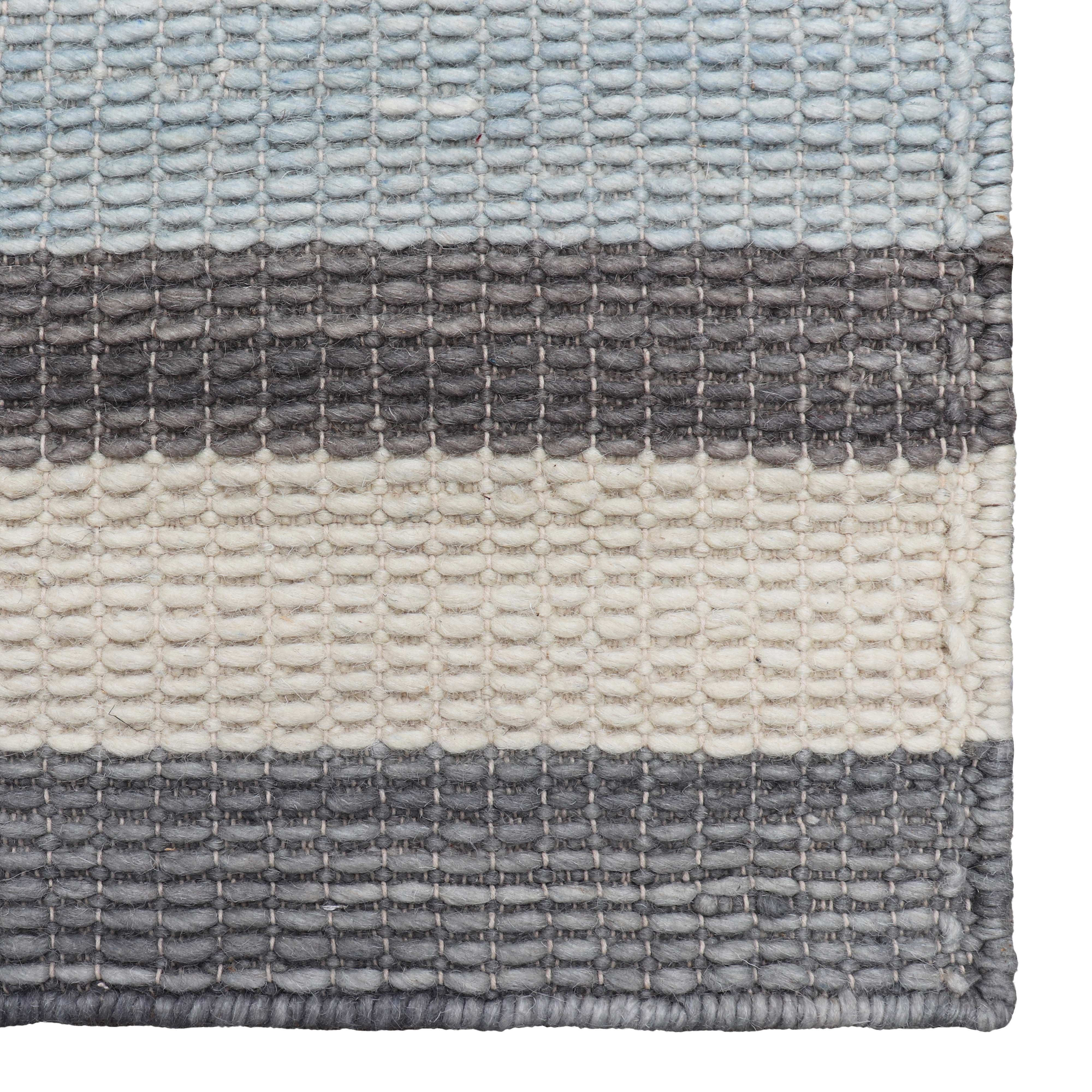 Tozi Flat Weave Wool Rug