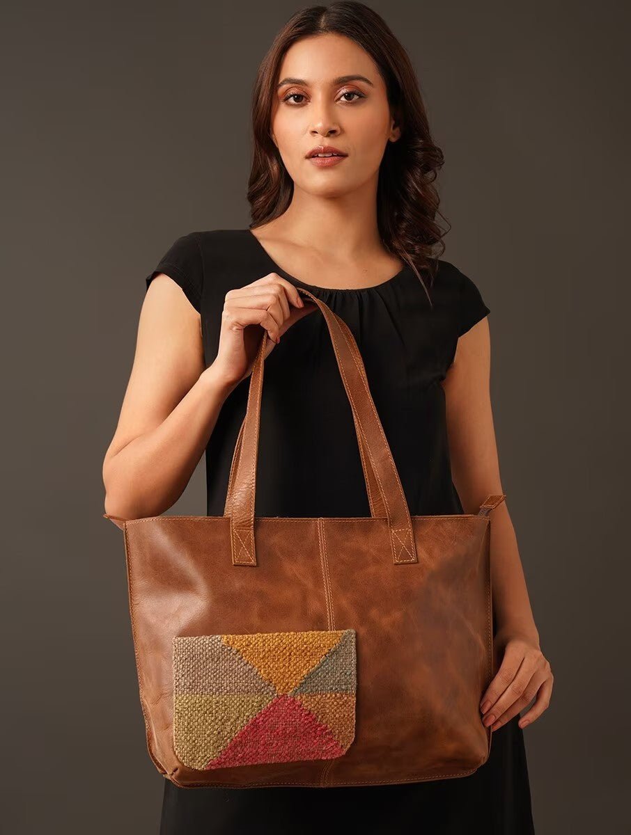 EZRA - LEATHER HAND BAG - ART AVENUE