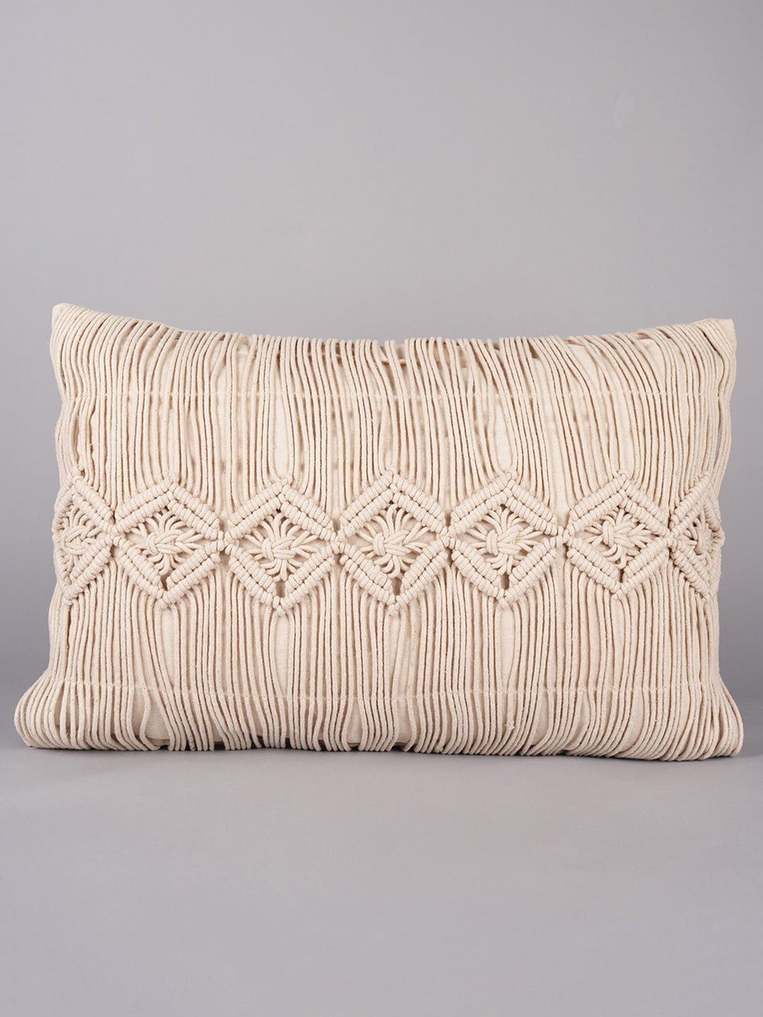 DIAMONDKNOTTED - LUMABR CUSHION COVER - ART AVENUE