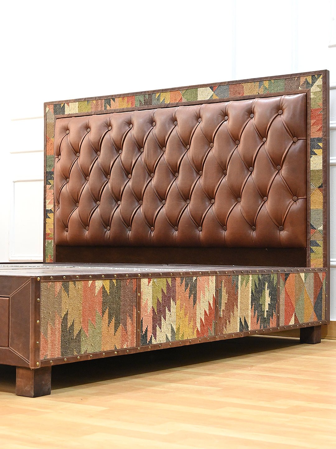 SPHIA - WOODEN DOUBLE BED KILIM & LEATHER - ART AVENUE