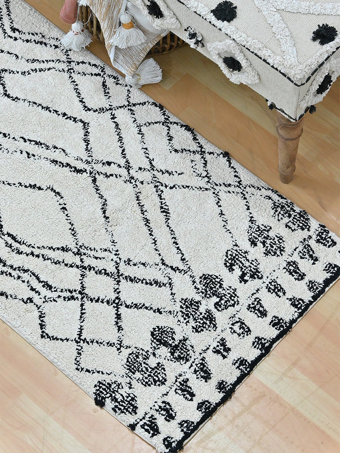 VALARIE- TUFTED FLOOR RUNNER - ART AVENUE