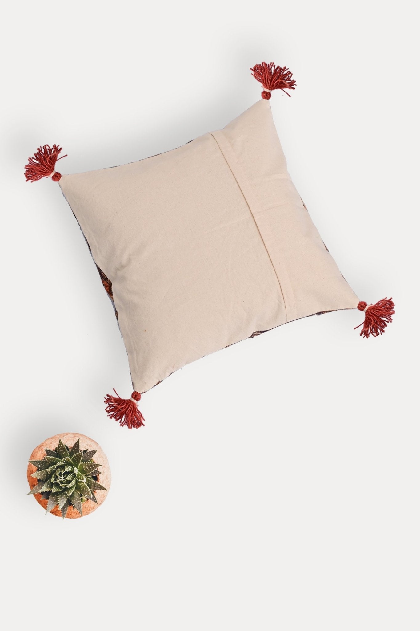 CALGARY - SQUARE CUSHION COVER - BROWN - ART AVENUE