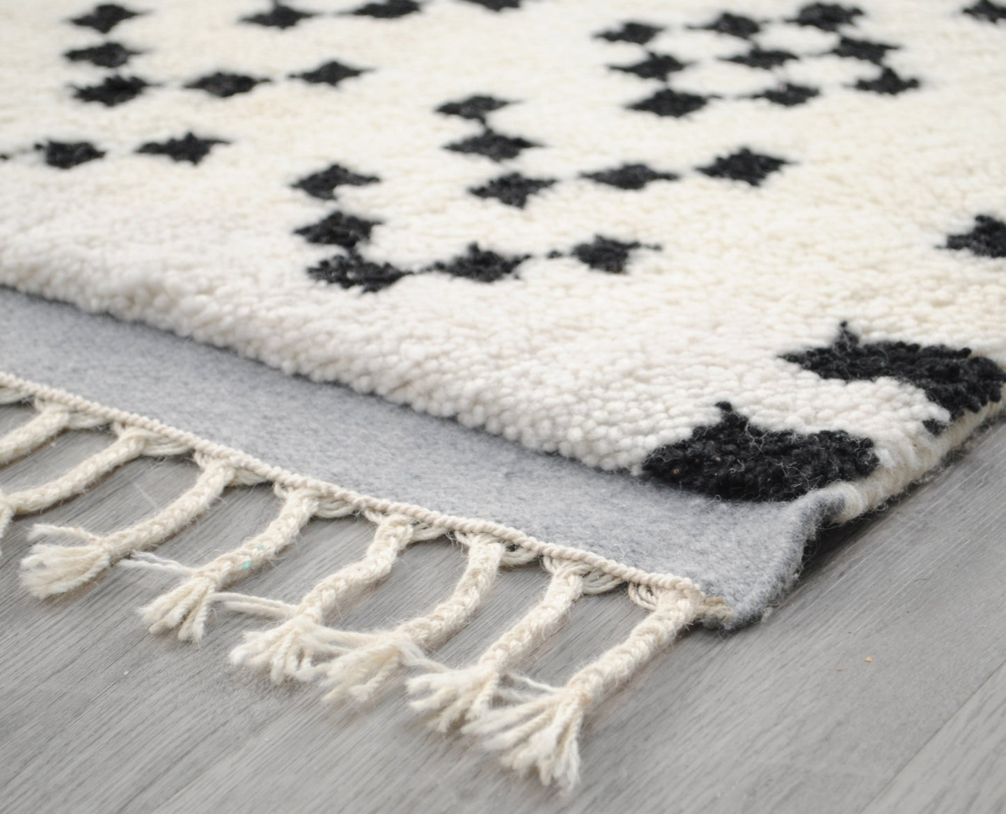 LUISA HANDTUFTED WOOL CARPET - ART AVENUE