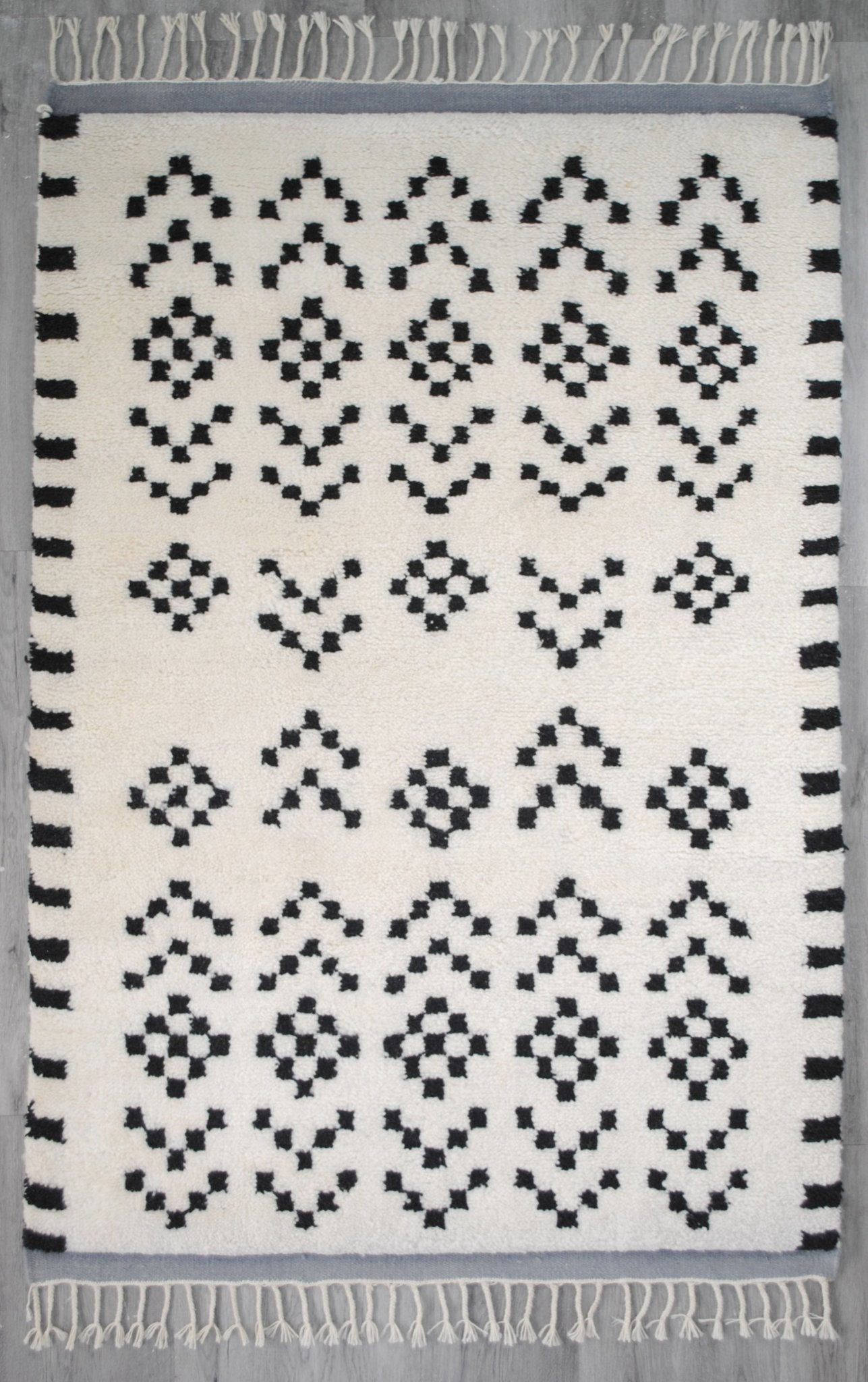 LUISA HANDTUFTED WOOL CARPET - ART AVENUE