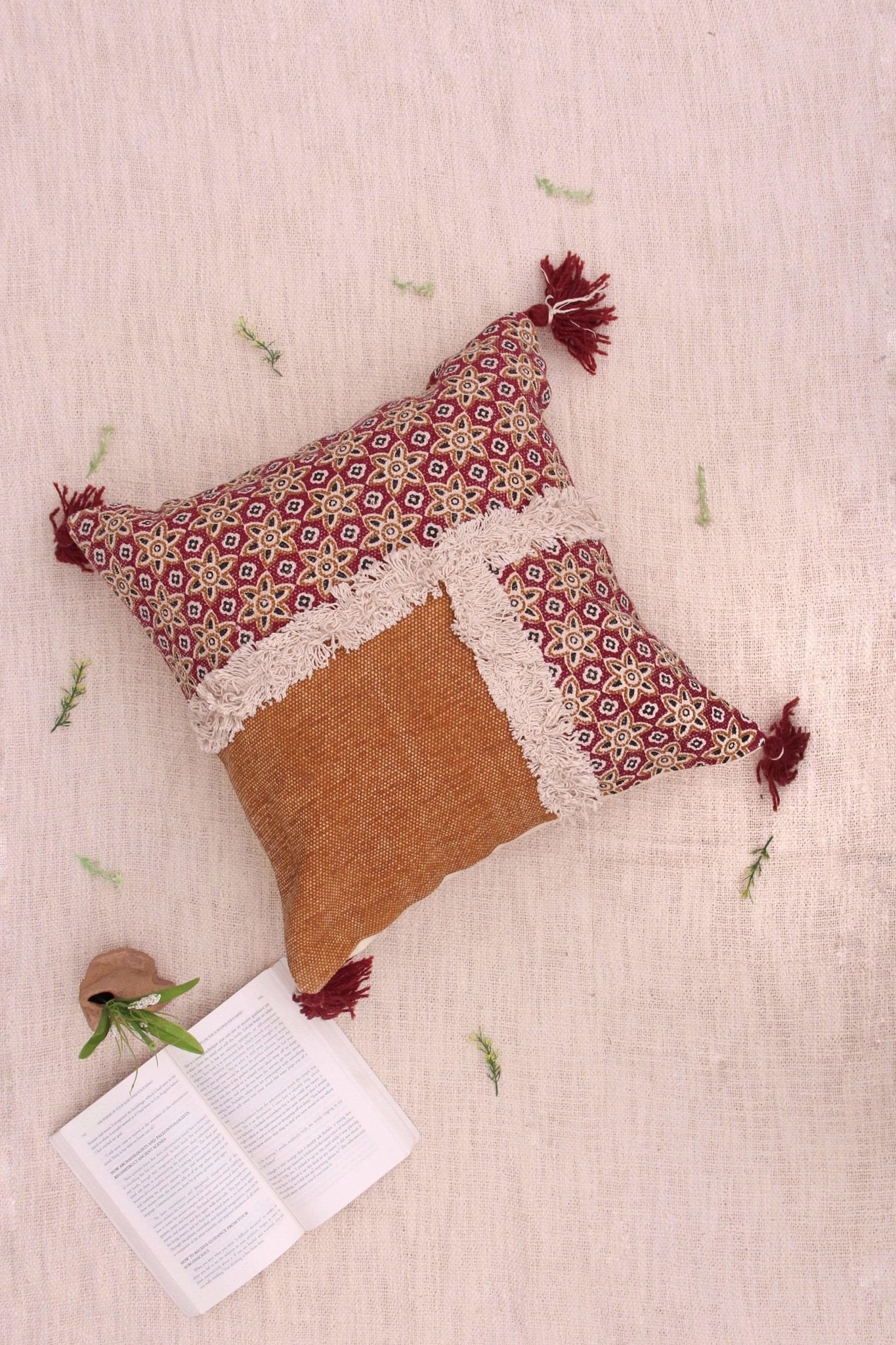 ROUGH - SQUARE CUSHION COVER -MAROON - ART AVENUE