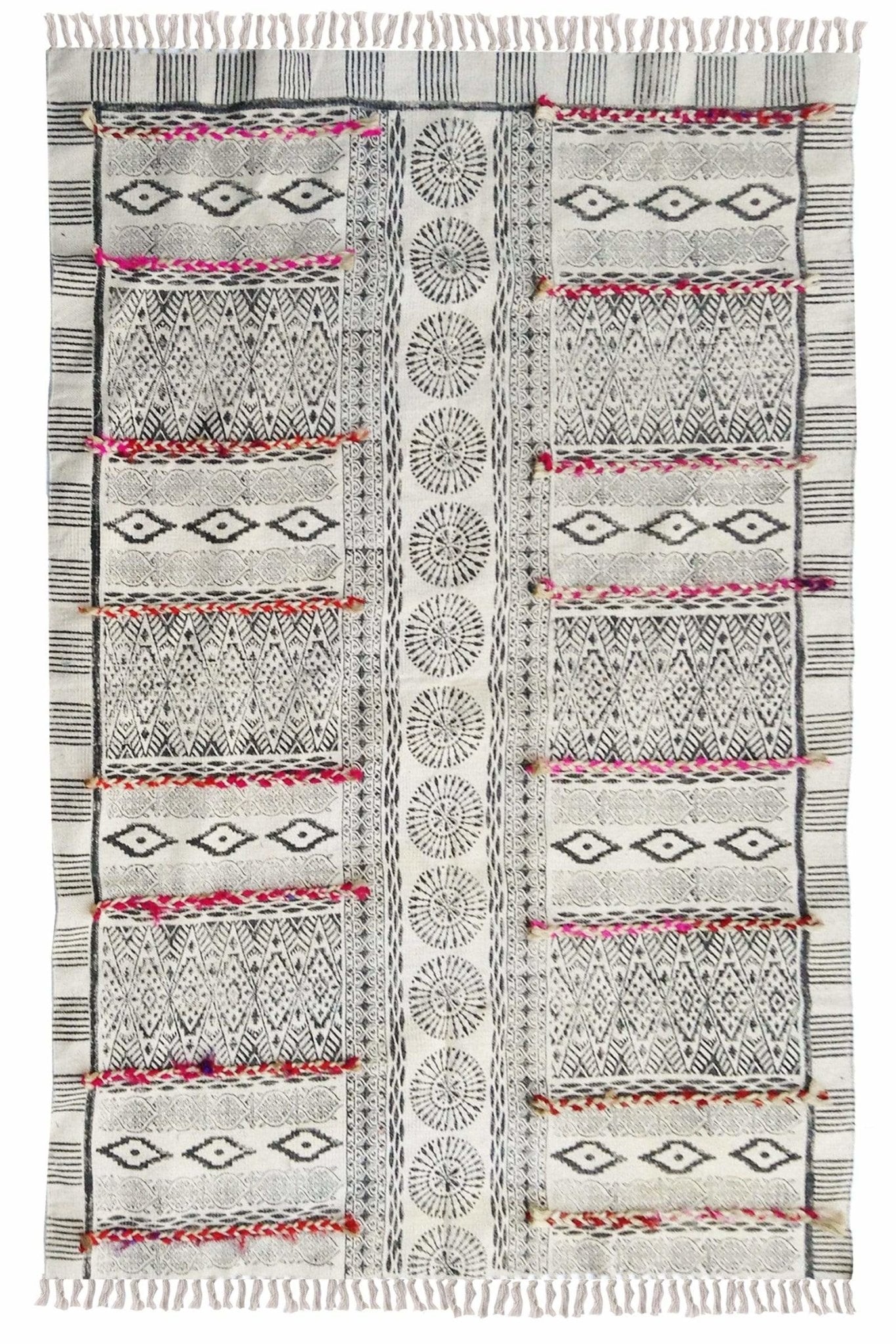 SAFARI - BLOCK PRINTED RUG - BLACK - ART AVENUE